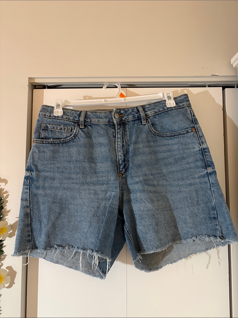 Dynamite Light Blue Raw Hem Denim Shorts